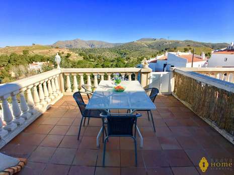 Nice house with a superb view over the natural park and the sea, in Rosas