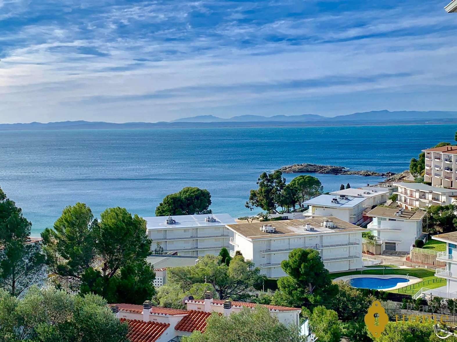 Beautiful apartment with sea view for sale in Rosas - Almadrava