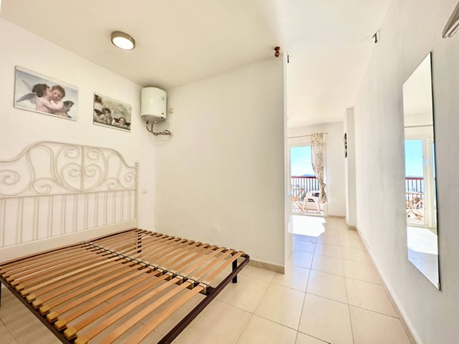 Studio on the seafront, for sale in Empuriabrava