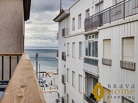 New apartment in the center and sea views in Roses - Costa Brava