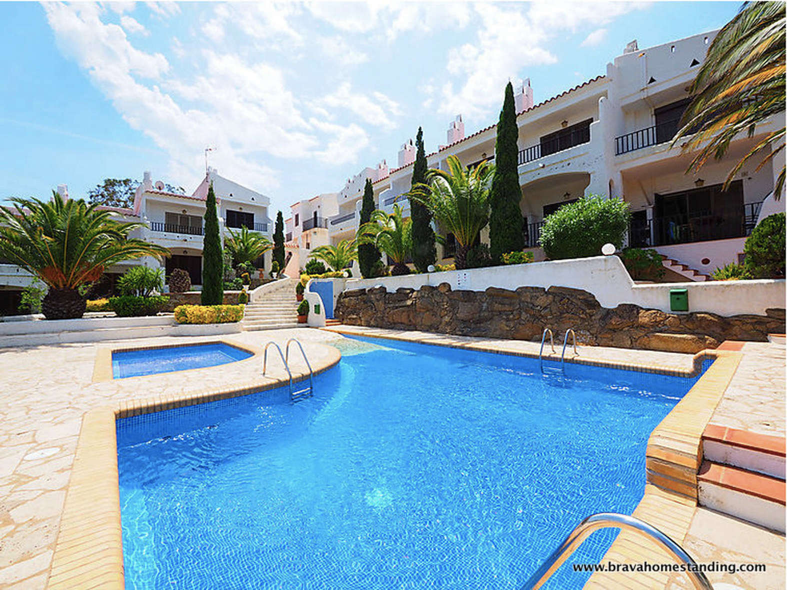 Nice comfortable terraced house for sale in Rosas