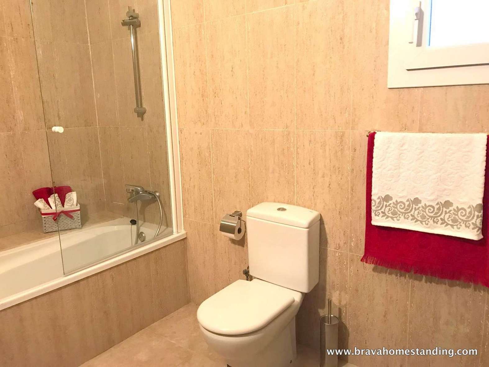 Apartament tipus dúplex en venda a Palau Saverdera (Costa Brava)