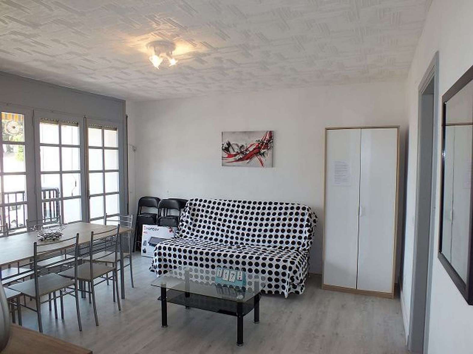 Apartment close to the beach for sale in Rosas - Almadrava