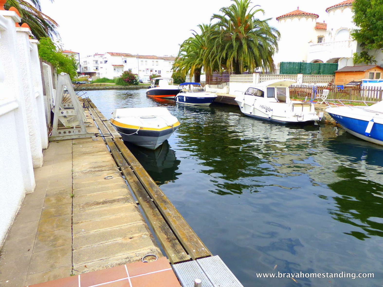 house with mooring for sale in Empuriabrava