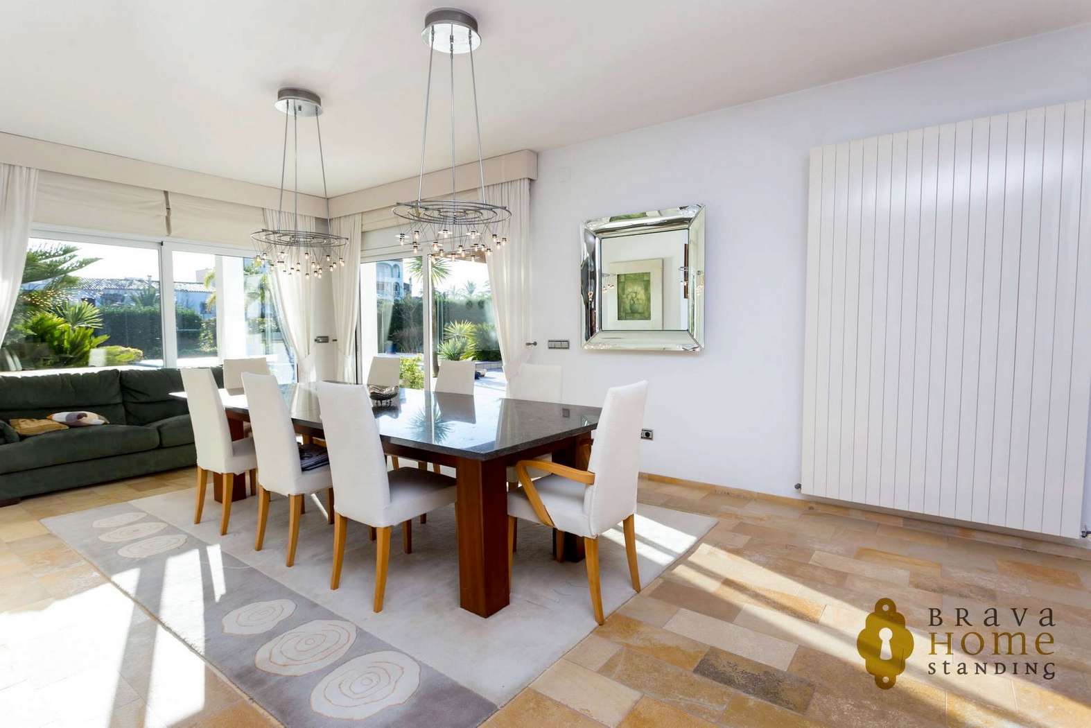 Espectacular mansión de lujo en Empuriabrava, con amarre de 70 m