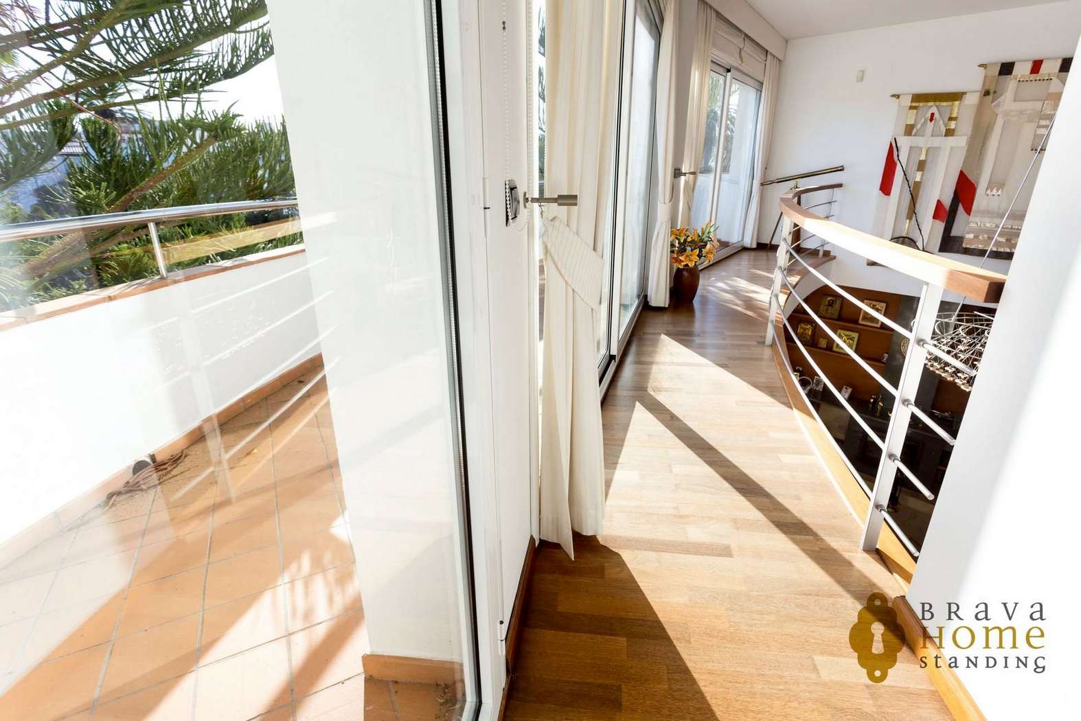 Espectacular mansión de lujo en Empuriabrava, con amarre de 70 m