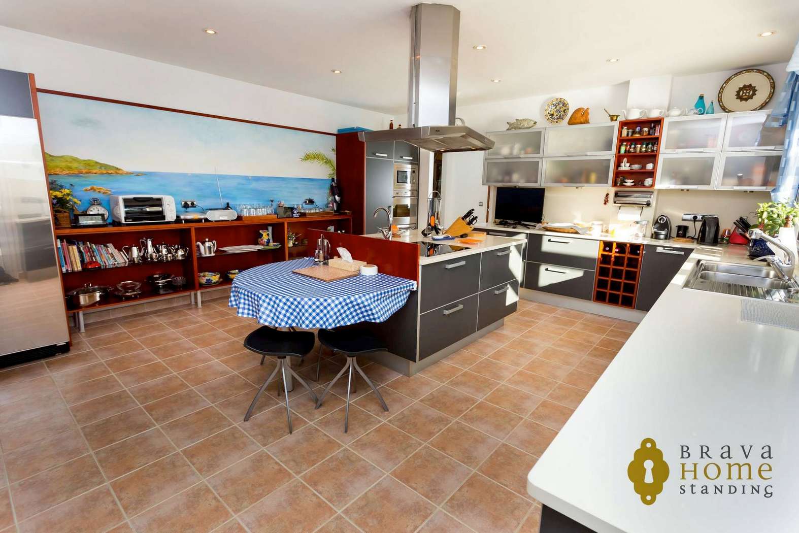 Espectacular mansión de lujo en Empuriabrava, con amarre de 70 m