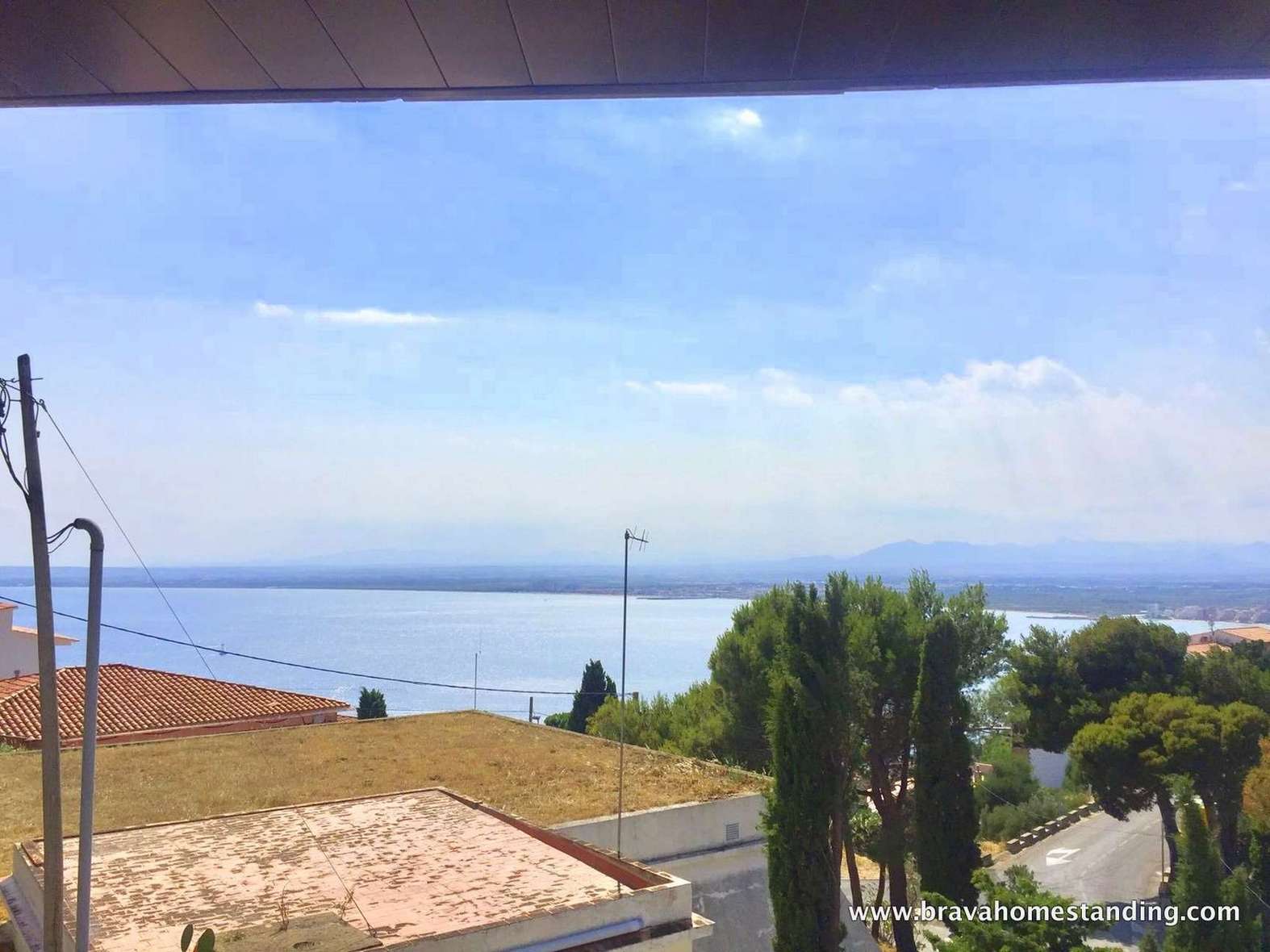Bel appartement avec vue mer à vendre à Rosas