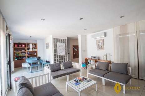 Nice house for sale in the center of Rosas (Costa Brava)