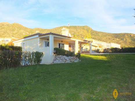 Beautiful villa for sale in the residential area of Bellavista