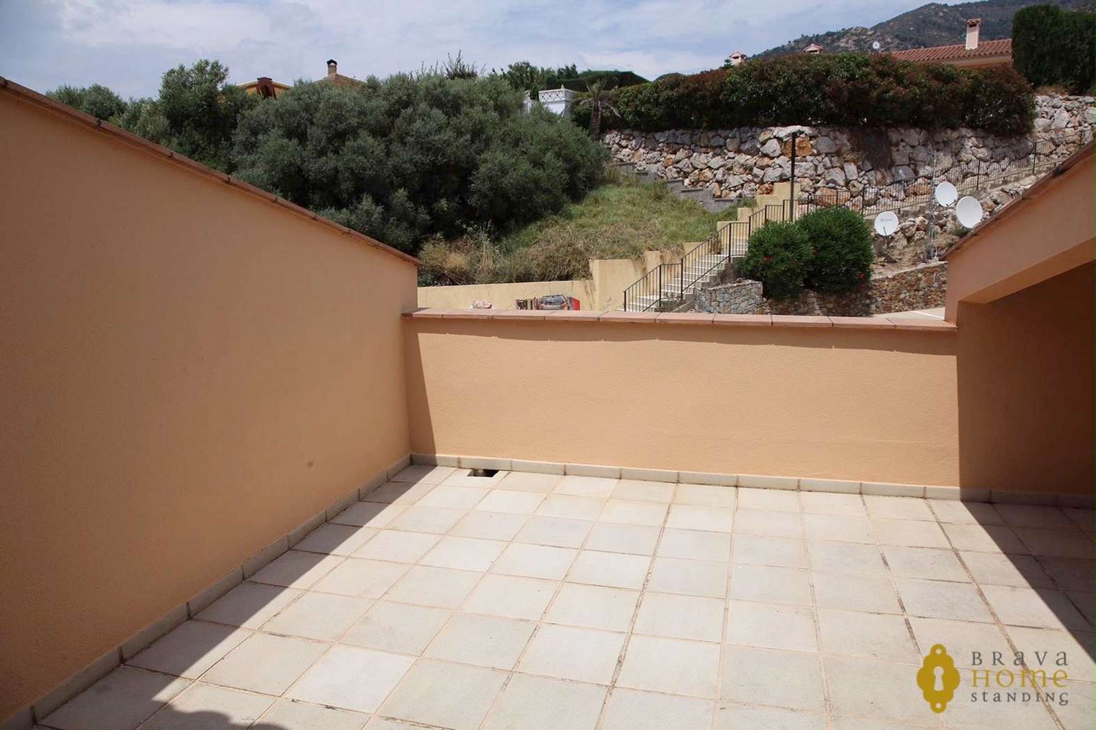 Apartament tipus dúplex en venda a Palau Saverdera (Costa Brava)