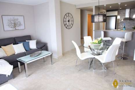 Duplex apartment with pool for sale in Palau Saverdera (Costa Brava)