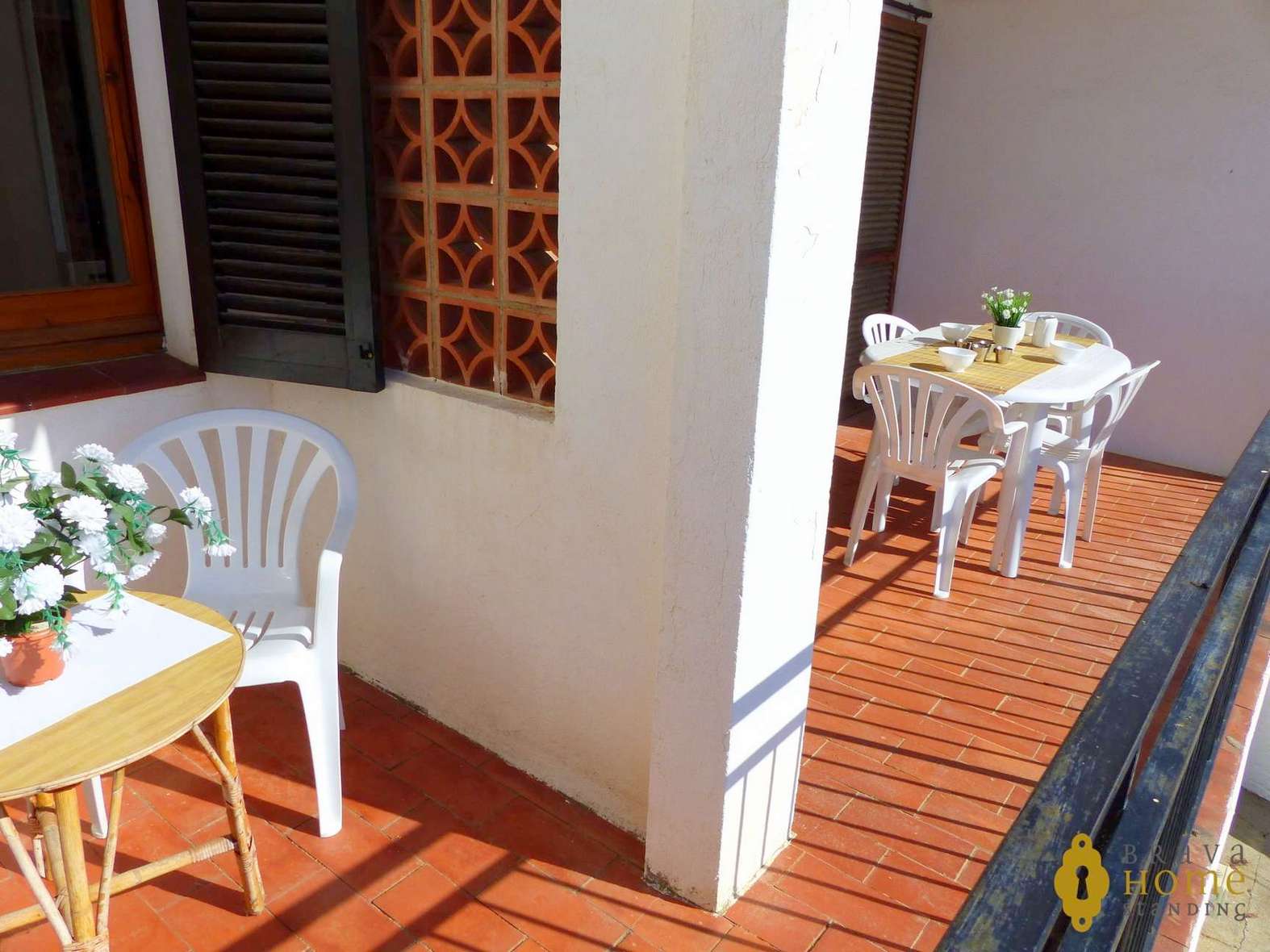 Bonito apartamento con unas vistas espléndidas del mar en venta en Rosas - Canyelles
