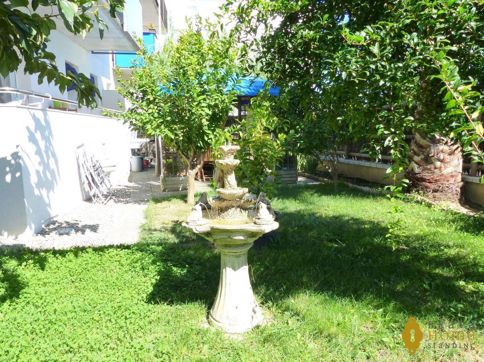 Magnífic apartament amb jardí privat en venda a Roses - Santa Margarida
