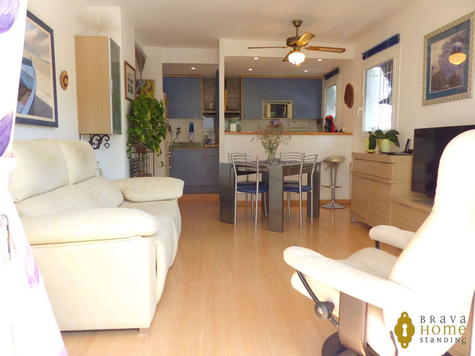 Magnífic apartament amb jardí privat en venda a Roses - Santa Margarida