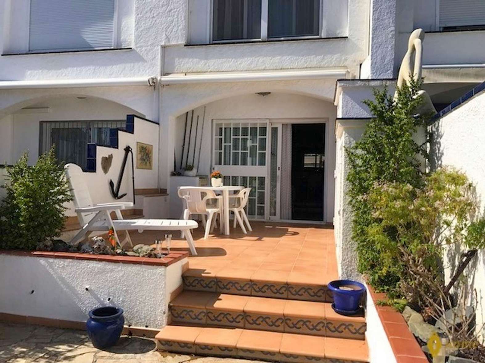 Bonita casa de pescador en venta en Rosas - Santa Margarita