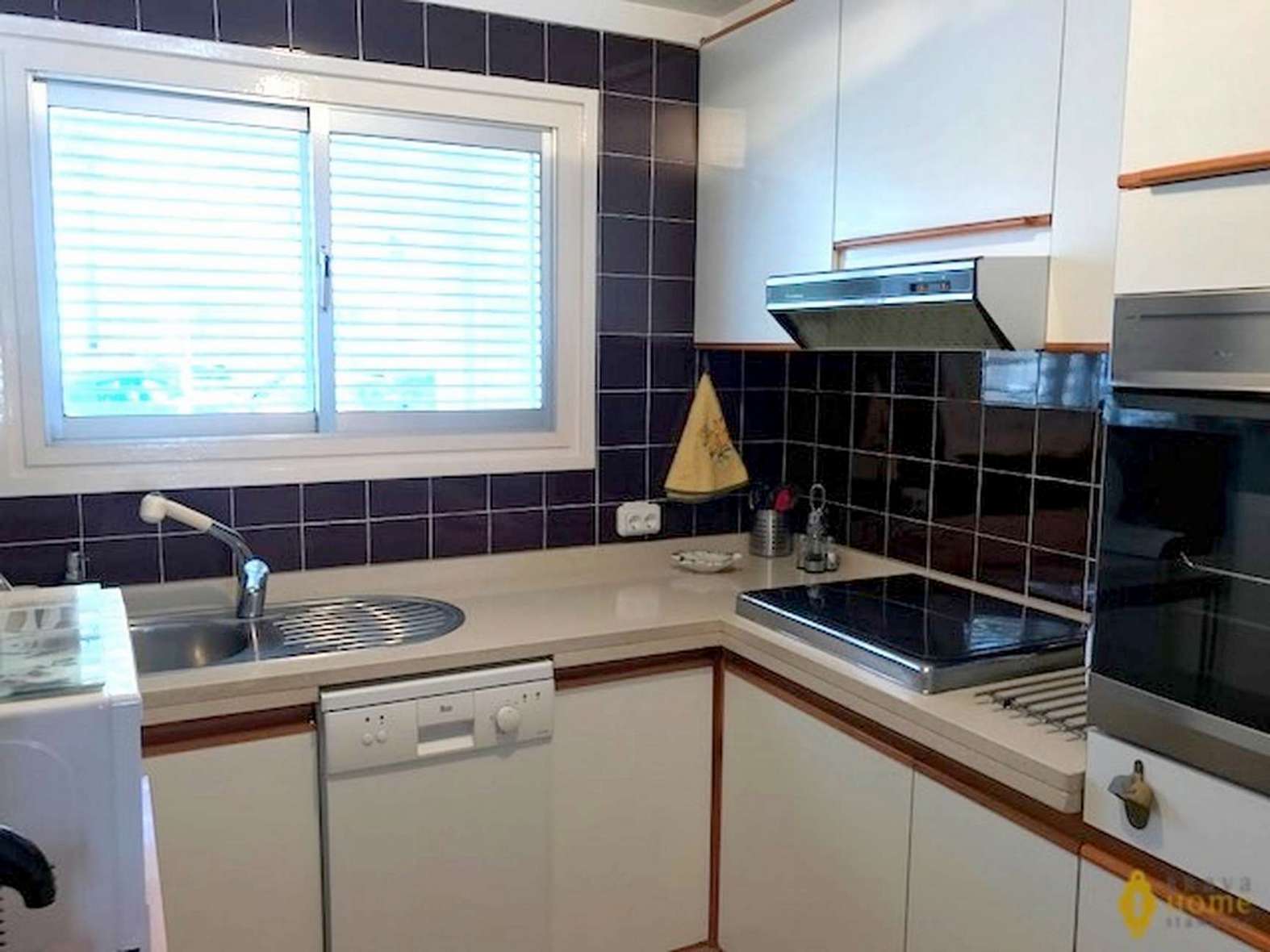 Bonita casa de pescador en venta en Rosas - Santa Margarita