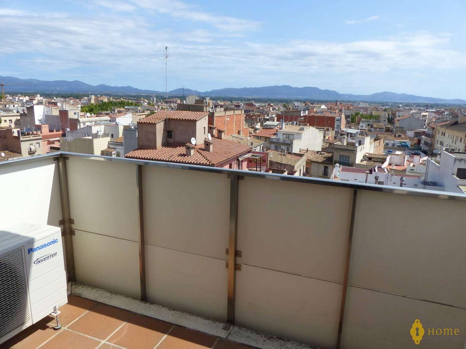 Precioso apartamento moderno en el centro de Figueras