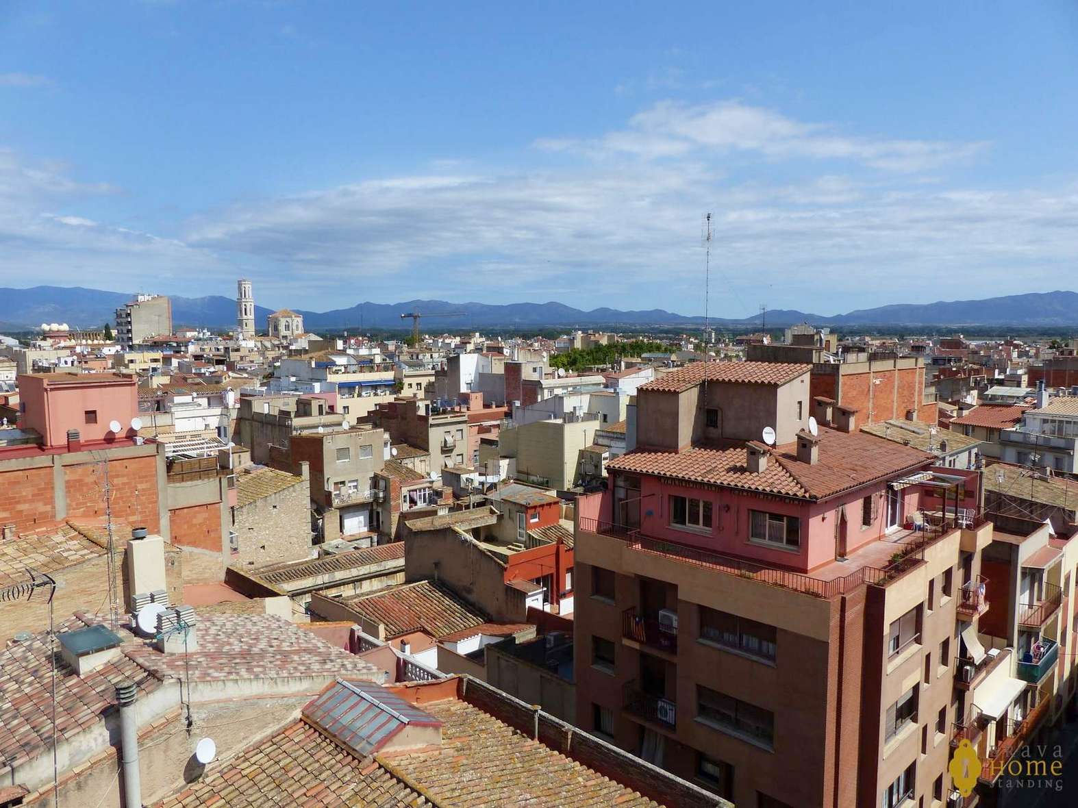 Precioso apartamento moderno en el centro de Figueras