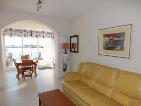 Completely renovated house with sea views