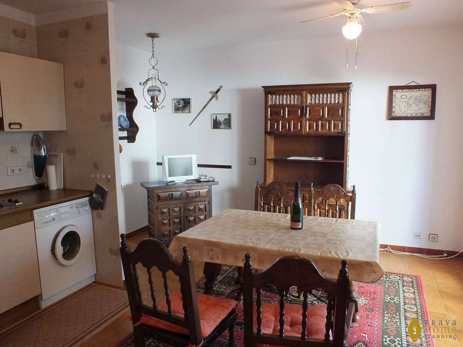 Beautiful house with mooring for sale in Rosas - Santa Margarita