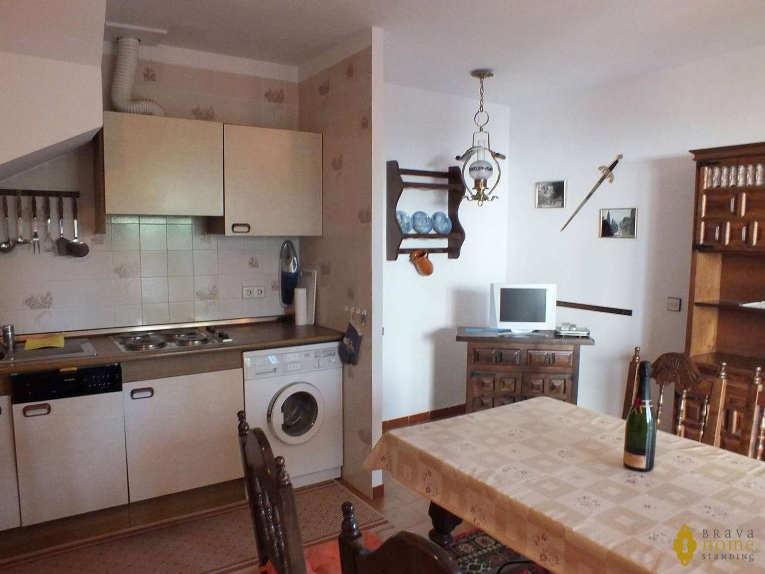 Beautiful house with mooring for sale in Rosas - Santa Margarita