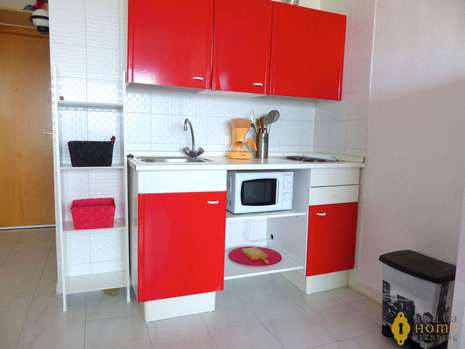 Hermoso estudio a 50m de la playa en venta en Empuriabrava Costa Brava