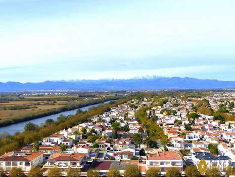 Hermoso estudio a 50m de la playa en venta en Empuriabrava Costa Brava