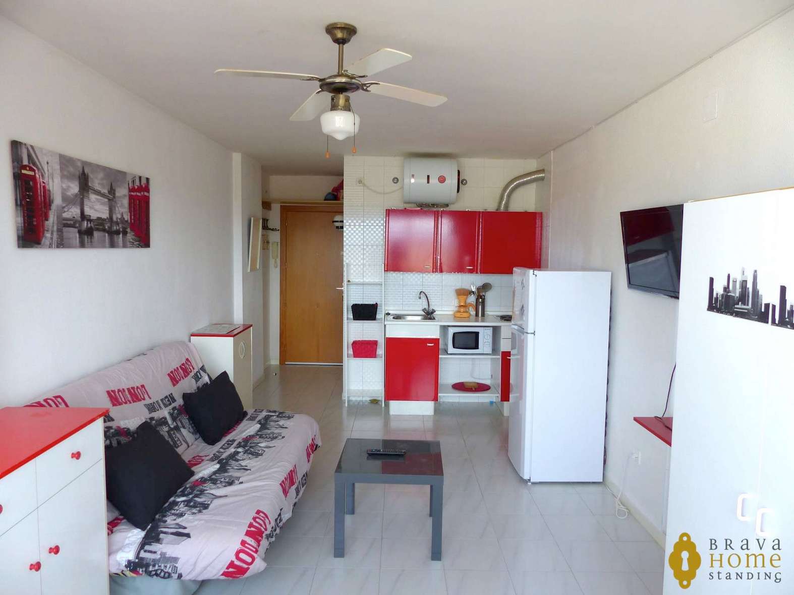 Hermoso estudio a 50m de la playa en venta en Empuriabrava Costa Brava