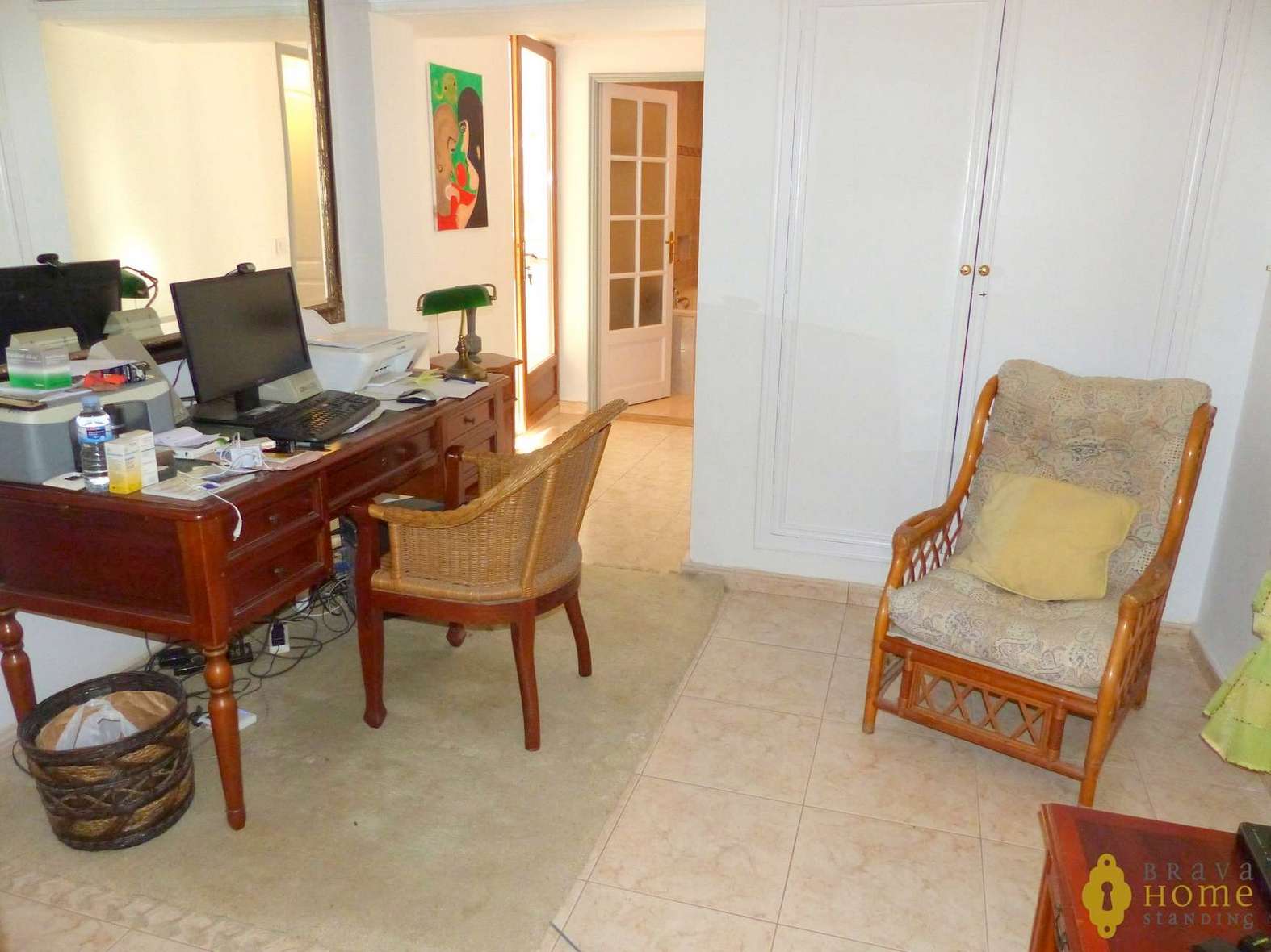 Hermosa villa con piscina cerca de la playa, en venta en Empuriabrava