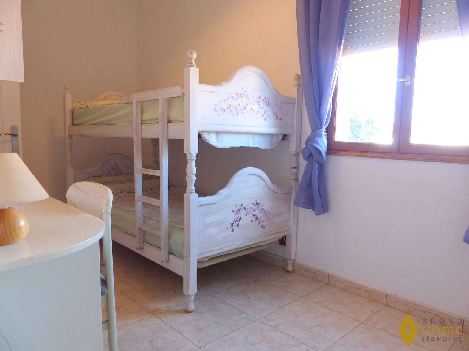 Hermosa villa con piscina cerca de la playa, en venta en Empuriabrava