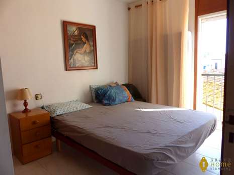 Cozy apartment in the center of Rosas for sale
