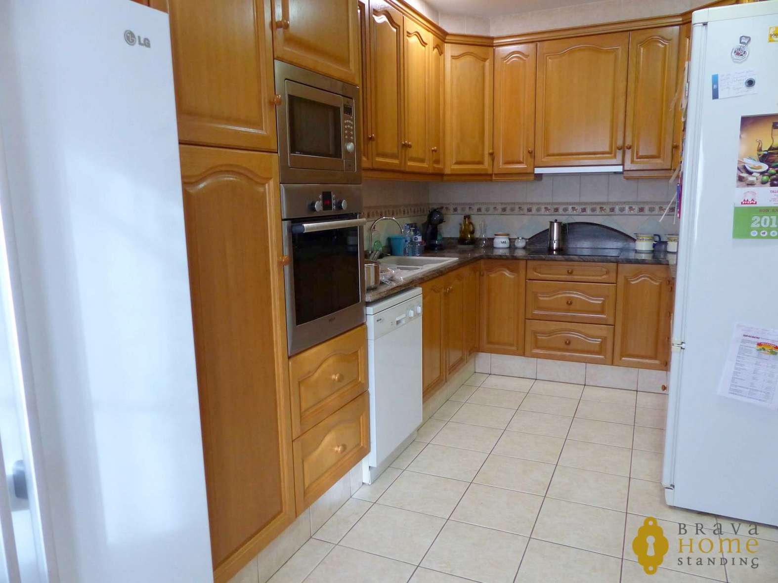 BONITA FINCA CON olivos EN VENTA EN GARRIGUELLA