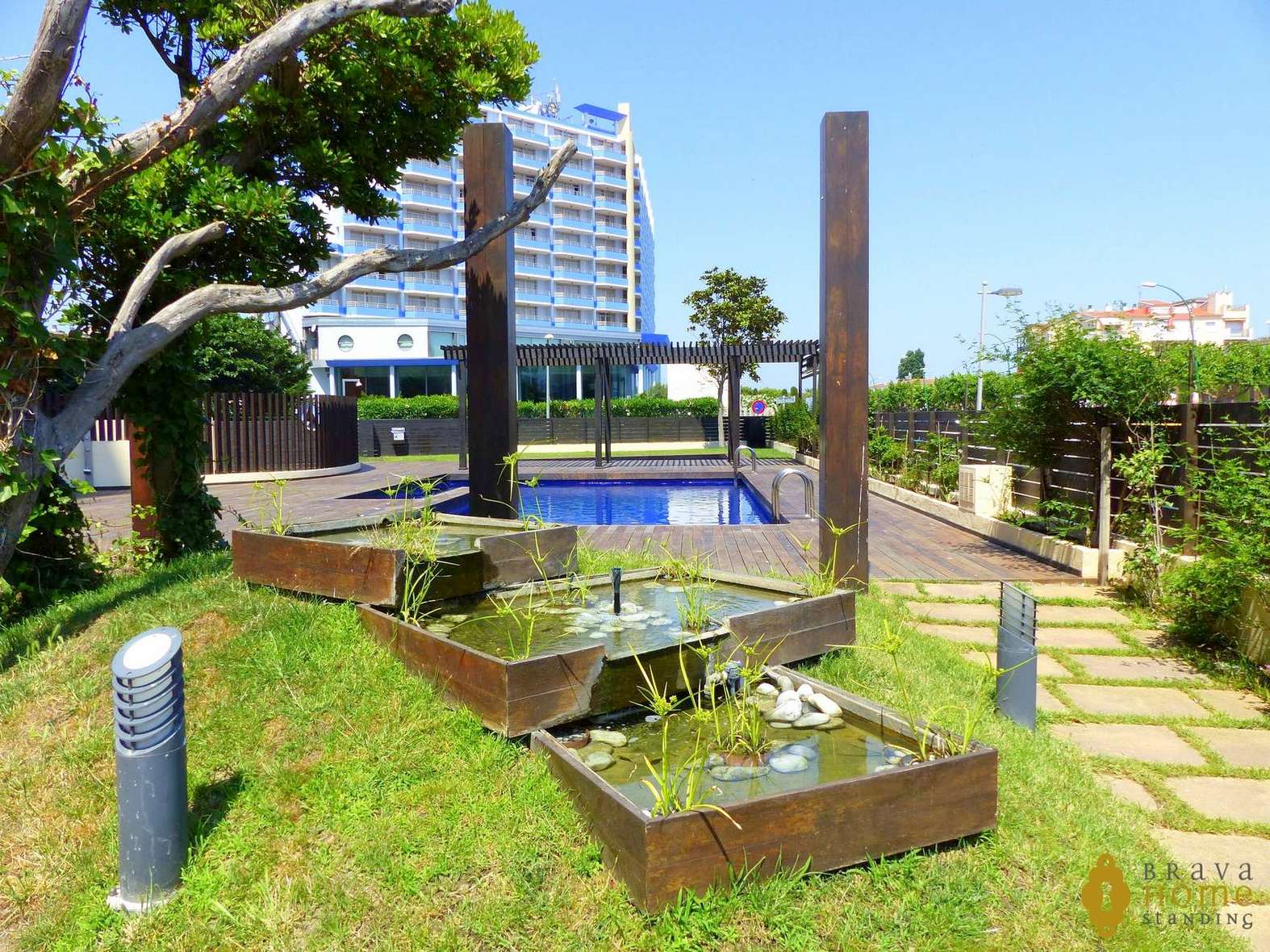 Impressionant apartament davant de la platja en venda a Empuriabrava