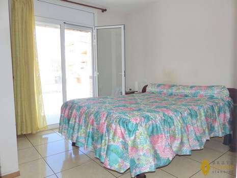 Appartement avec terrasse de 70m2 à 100m de la plage à Rosas - Santa margarita