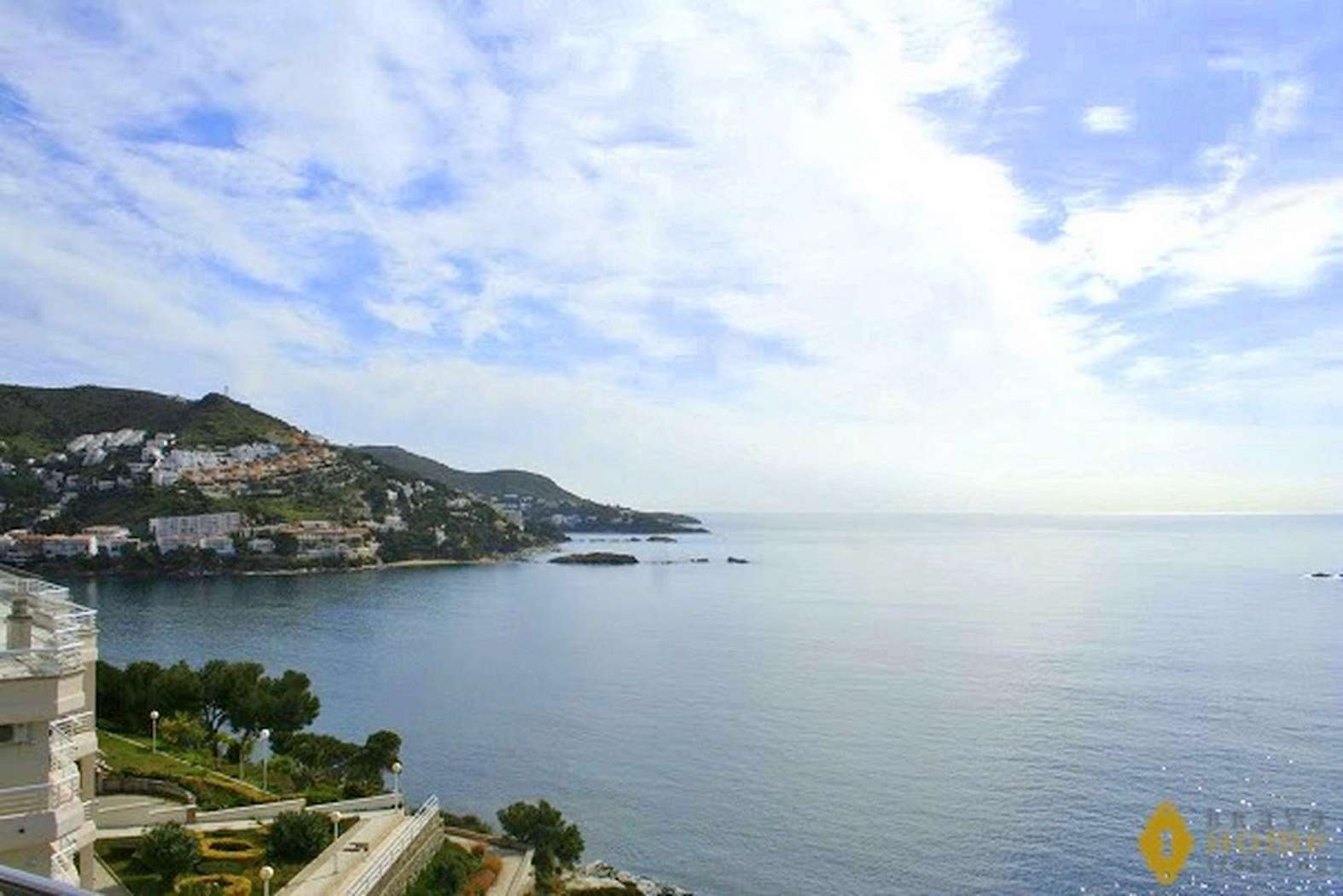 Magnifique appartement en front de mer, en vente à Rosas - Canyelles