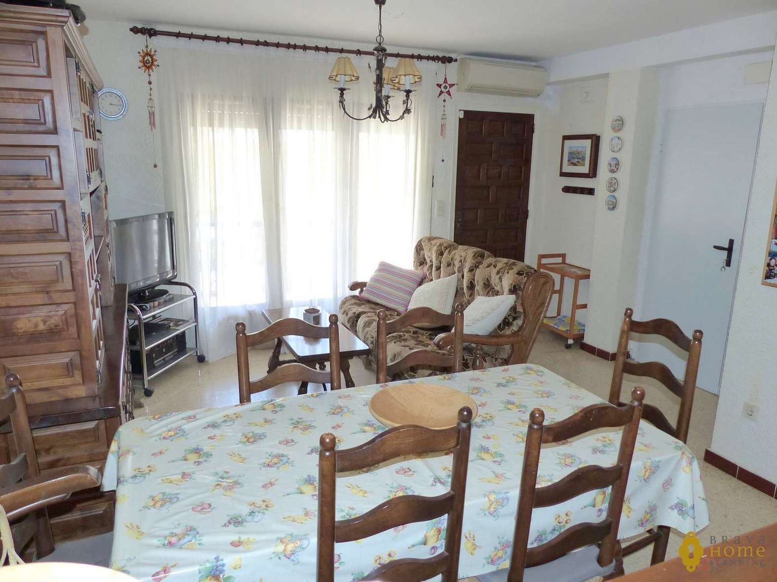 Bonita casa con garaje en venta en Rosas (Costa Brava)