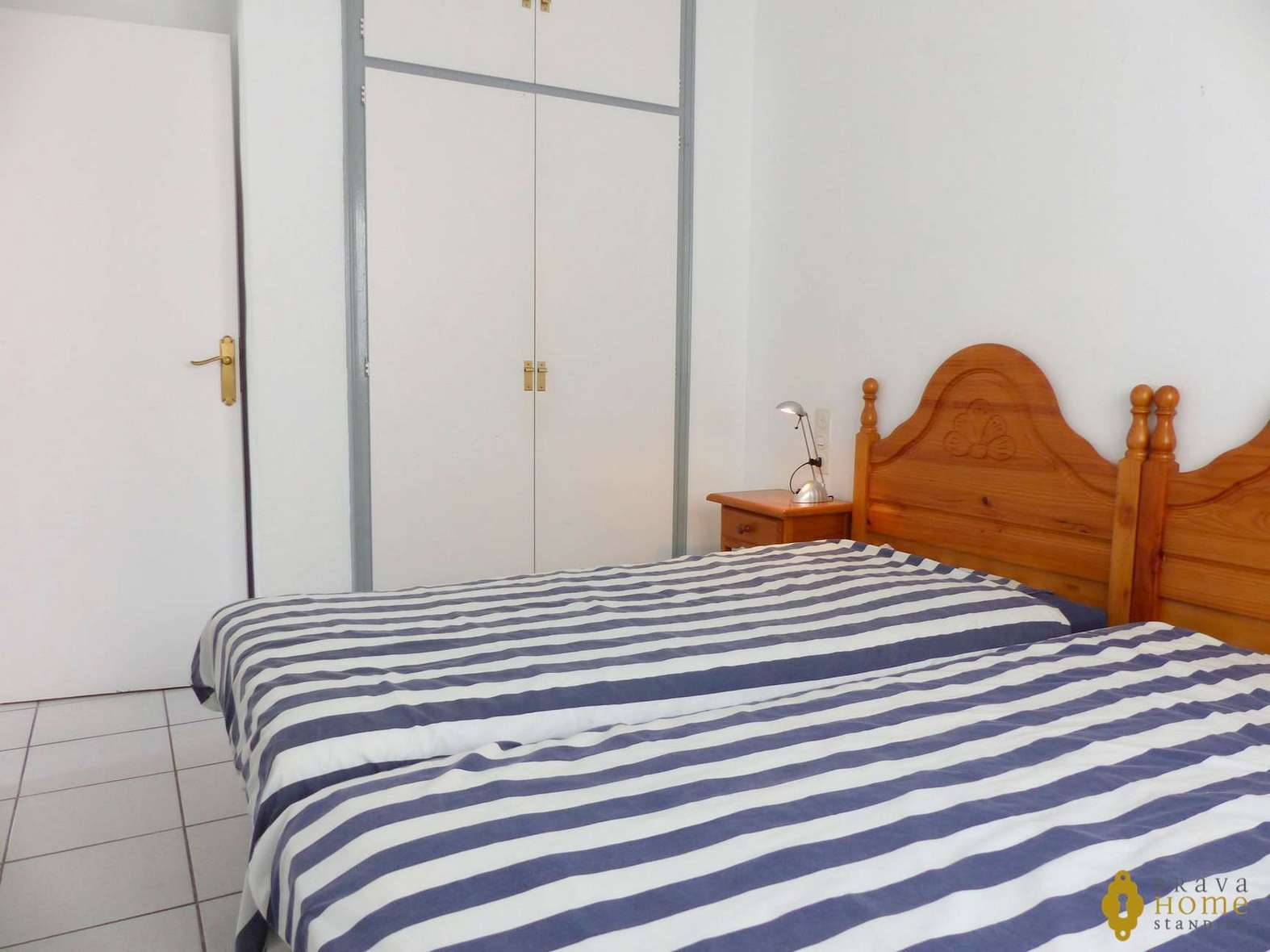 Preciosa villa con piscina en venta en Empuriabrava