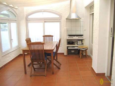 Nice house with mooring for sale in Empuriabrava
