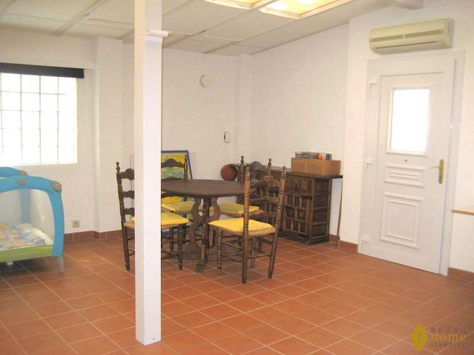 Nice house with mooring for sale in Empuriabrava