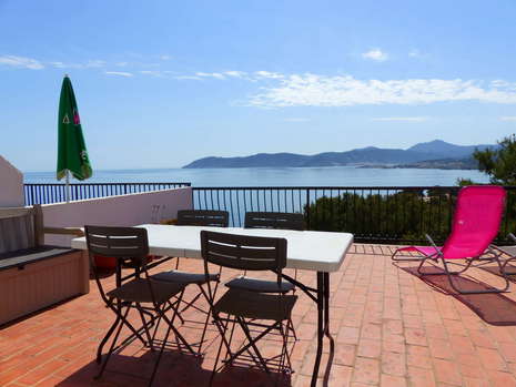 Magnífico apartamento con unas impresionantes vistas al mar, en venta en Llança
