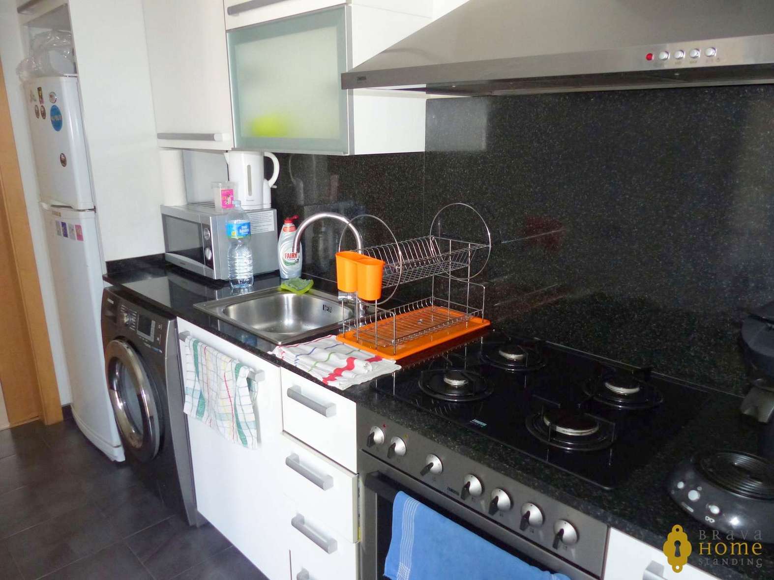 Precioso apartamento nuevo cerca de la playa en venta en Rosas