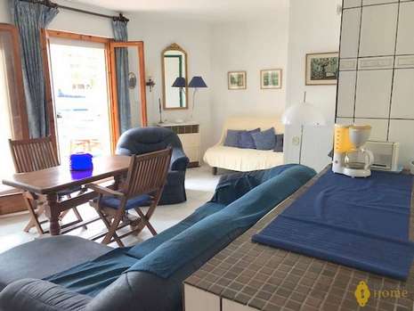 Beautiful apartment with canal view for sale in Rosas - Santa Margarita