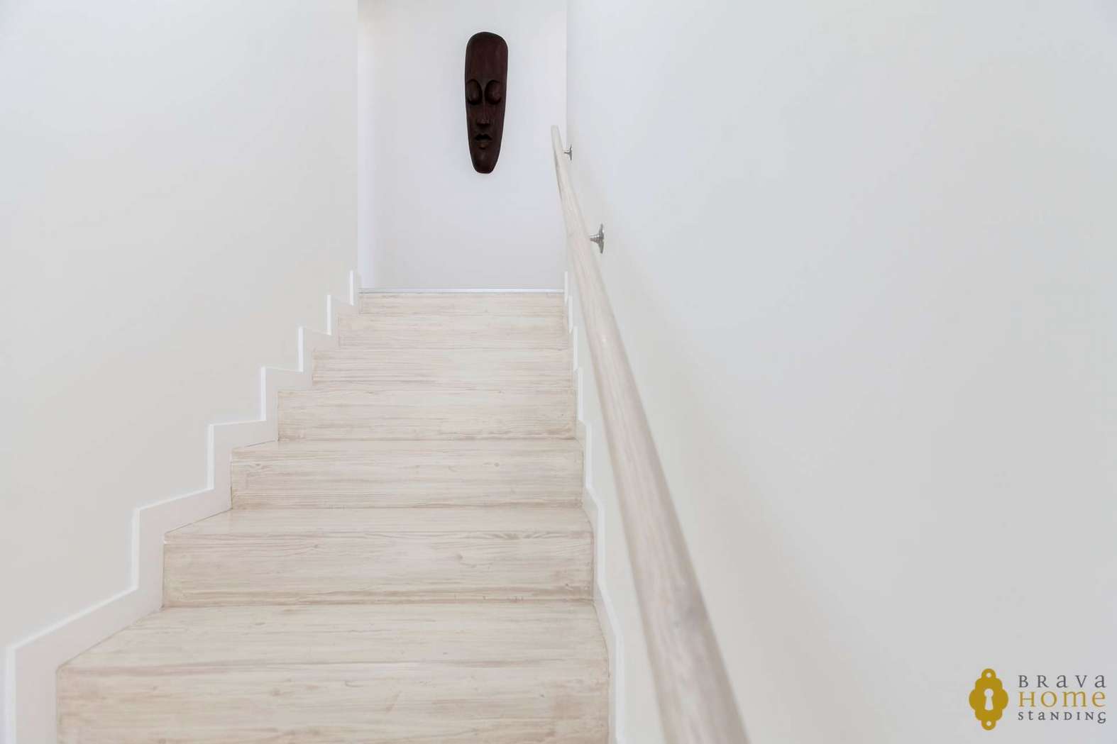 BEAUTIFUL NEW HOUSE WITH SEA VIEWS FOR SALE IN ROSAS