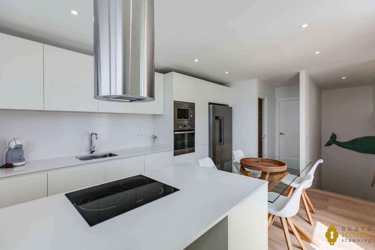 BEAUTIFUL NEW HOUSE WITH SEA VIEWS FOR SALE IN ROSAS