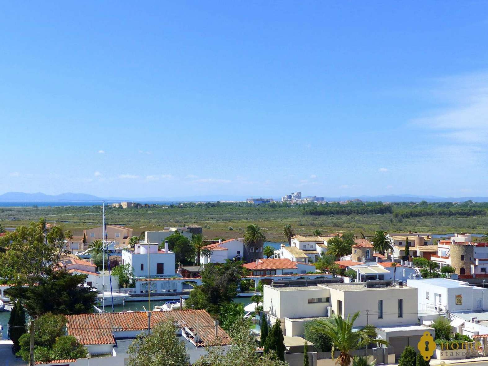 Precioso atico con terraza, vistes al mar, y piscina, en venta en Rosas - Santa Margarita