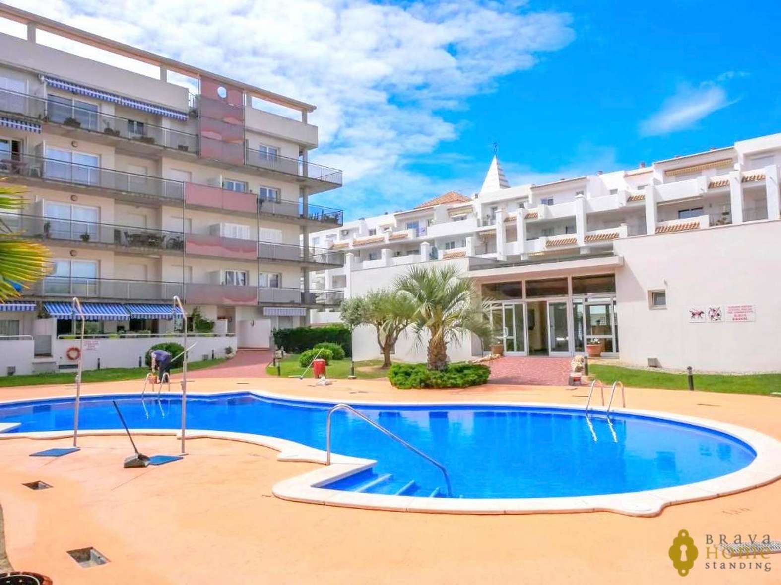 Magnifique penthouse avec terrasse, vue mer, et piscine, en vente à Rosas - Santa Margarita