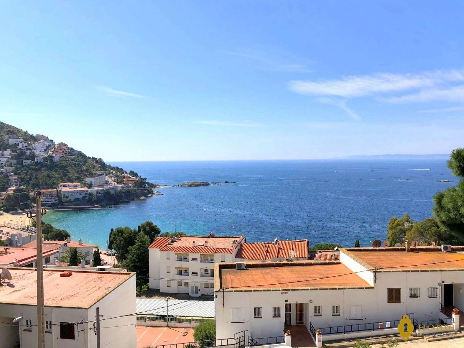 Charming house fo sale at only 150 meters from the beach of Canyelles Petites