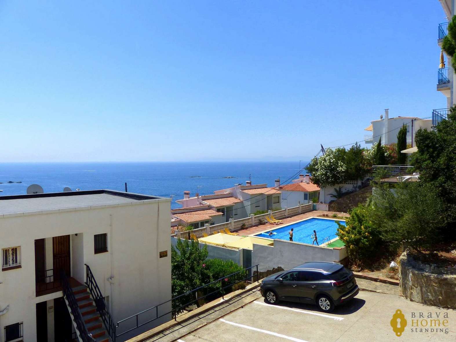 Bonito apartamento con unas vistas espléndidas al mar en venta en Rosas - Canyelles