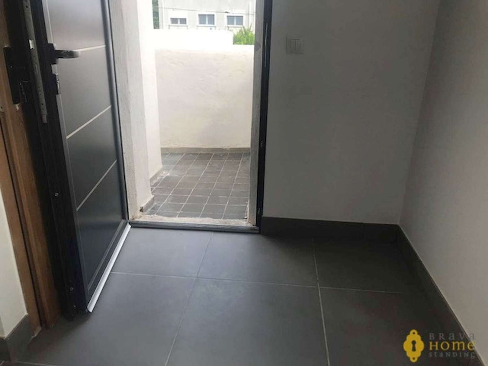 Deux maisons avec amarre au canal large avec piscine, en vente à Empuriabrava
